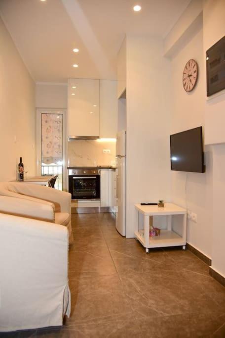Ομορφο Διαμερισμα Apartamento Atenas Exterior foto